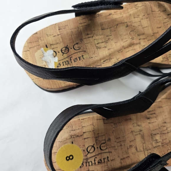 B.O.C Comfort Black Strappy Sandals Cork Footbed Size 8 - Picture 8 of 9